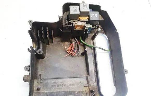 Audi A4 S4 B5 8D Fuse box set 8D1907355B 8a0937530