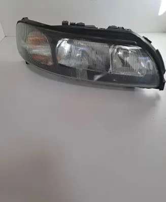 Volvo V70 Headlight/headlamp 8693548 89007898