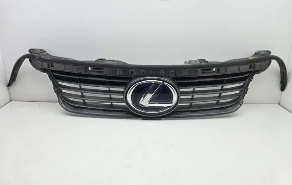Lexus CT 200H Front bumper upper radiator grill 5315576010
