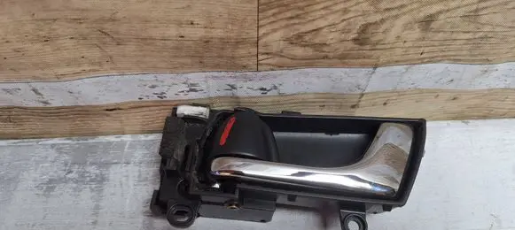 Subaru Outback Front door interior handle