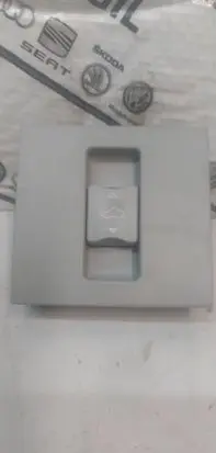 Honda FR-V Sunroof switch M29446