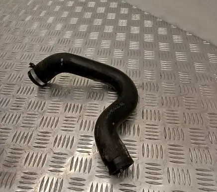 Volvo V70 Engine coolant pipe/hose 30680912