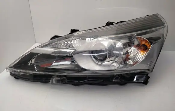 Toyota Verso Headlight/headlamp 