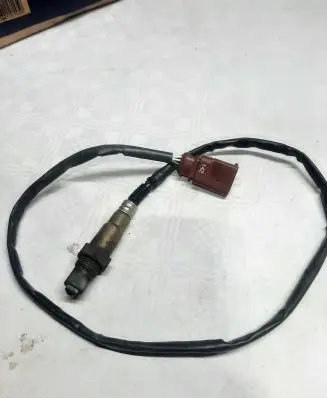Volkswagen PASSAT B7 Lambda probe sensor 03H906262 0258010255 557261