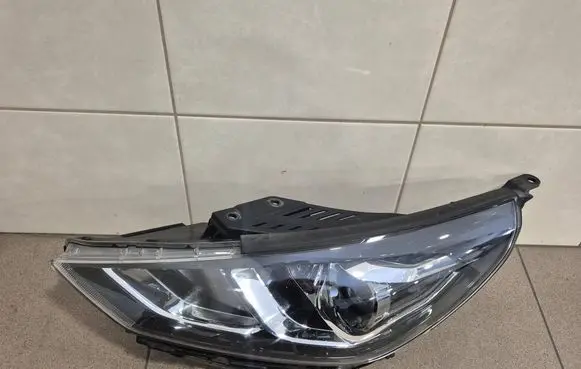 Hyundai i30 Headlight/headlamp 92101G4XXX 92101G4510