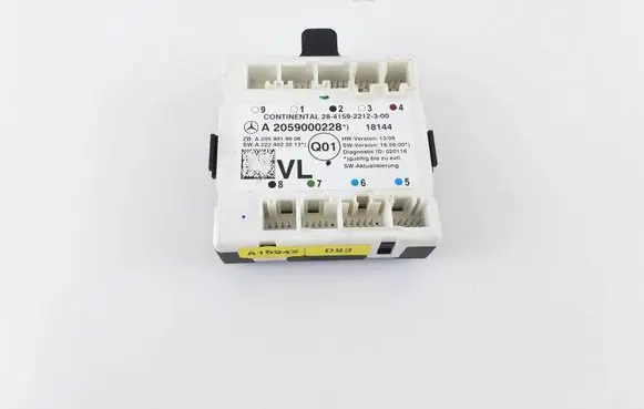 Mercedes-Benz C W205 Door control unit/module A2059000228 A2229023213 A2059019906