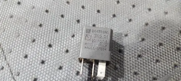 Opel Zafira A Other relay 24432680