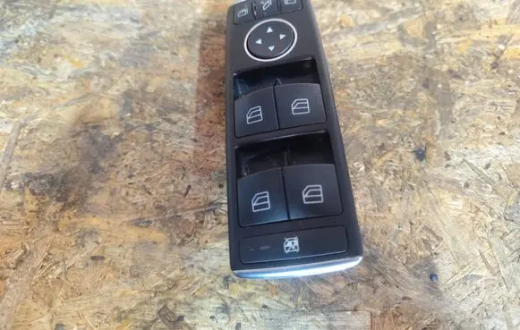 Mercedes-Benz ML W166 Electric window control switch A1669054400