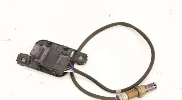 Volkswagen Touran III Lambda probe sensor 05N907807F