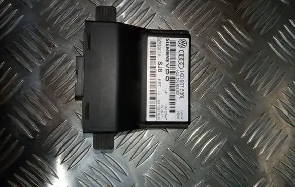 Volkswagen Caddy Gateway control module 1K0907530L