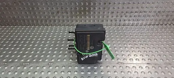 Volkswagen Golf V ABS Pump S18031133 1K0614117H 1K0907379P