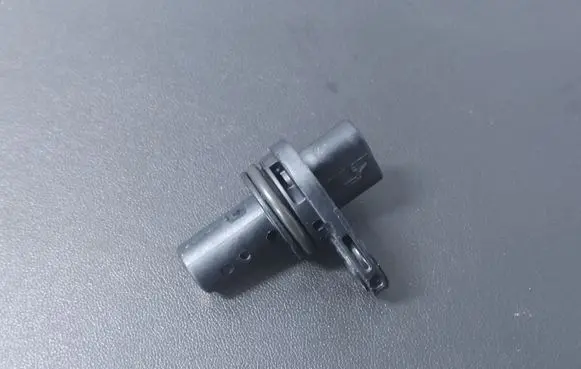 BMW X1 F48 F49 Camshaft position sensor 8644374