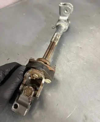 Renault Megane II Steering column universal joint 50410247
