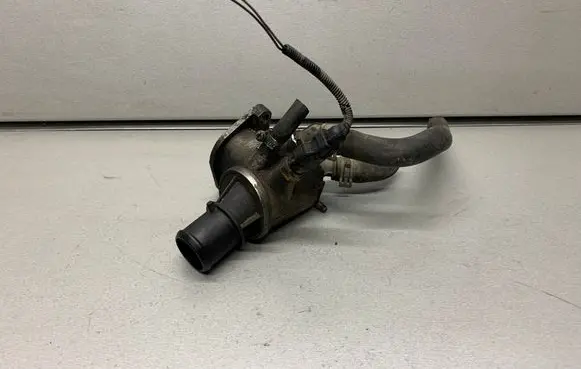 Opel Vectra C Thermostat/thermostat housing