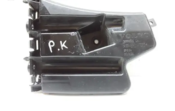 Volvo S60 Front bumper mounting bracket 30796625