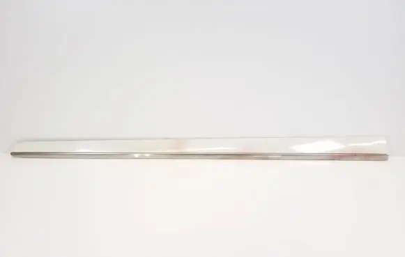 Mercedes-Benz GL X164 Front door trim (molding) A1646905262