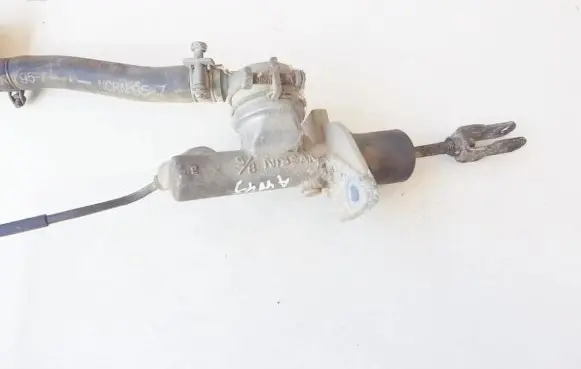 Nissan Almera Clutch master cylinder