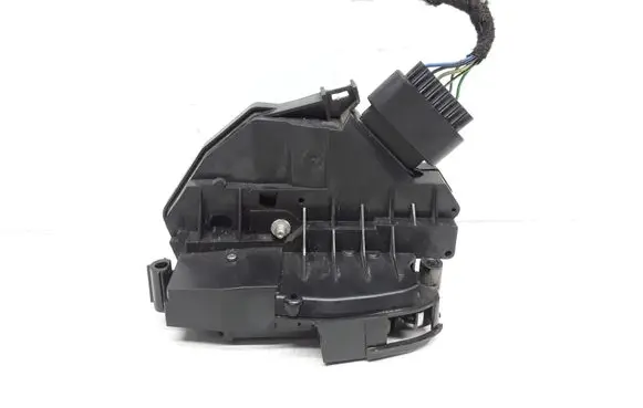 Volvo S60 Front door lock 31301740