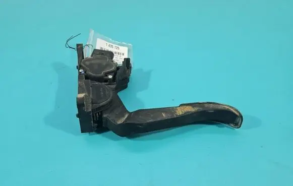 Mercedes-Benz Sprinter W901 W902 W903 W904 Accelerator throttle pedal 0281002335 IMPRK1435725