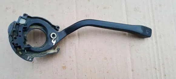 Volkswagen Golf I Wiper control stalk 321953503F