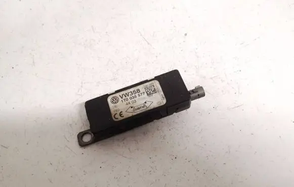 Volkswagen Touran I Antenna control unit 1t0035577