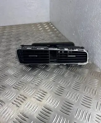 Volkswagen Golf VII Dash center air vent grill 5G1815736 5G1819728