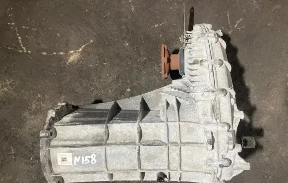 Gearbox transfer box case