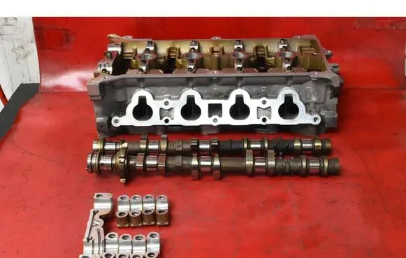 Mazda 2 Engine head ZJ2010101