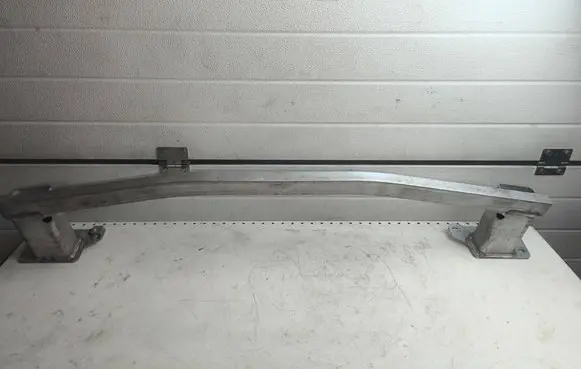 Peugeot 3008 II Front bumper cross member 570360 3721L