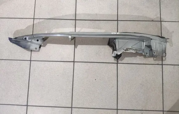 Porsche Cayenne (9PA) Fender mounting bracket 7L5805099C