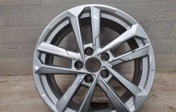 Audi A3 8Y R17 alloy rim 8Y0601025L