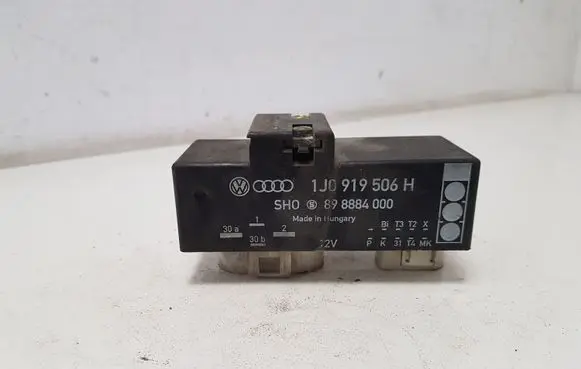 Coolant fan relay