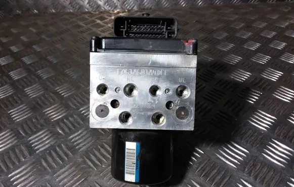 Volkswagen PASSAT B6 ABS Pump 3C0614095P 16332401