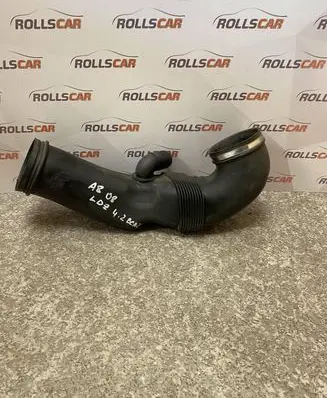 Audi A8 S8 D3 4E Air intake hose/pipe 077129629