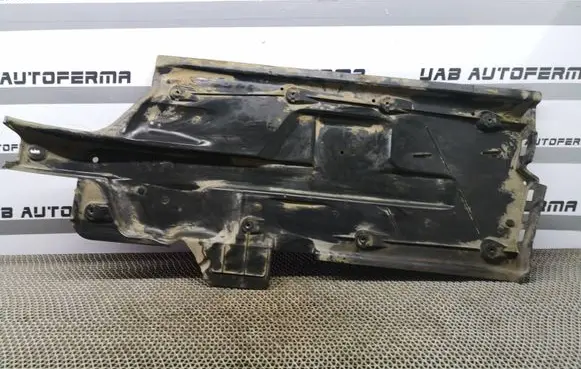 Seat Ibiza IV (6J,6P) Engine splash shield/under tray 6Q0825202