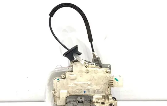 Audi A4 S4 B8 8K Rear door lock 8K0839016