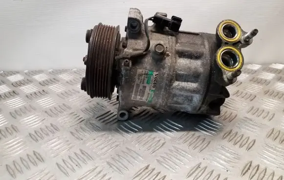 Volvo V40 Air conditioning (A/C) compressor (pump) 31291251