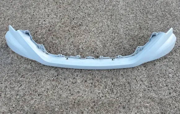 Iveco Daily 6th gen Front grill 5802324877 5802799615 5803025477