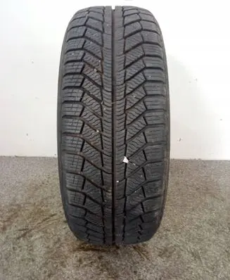 Volkswagen PASSAT B5 R17 winter tire 