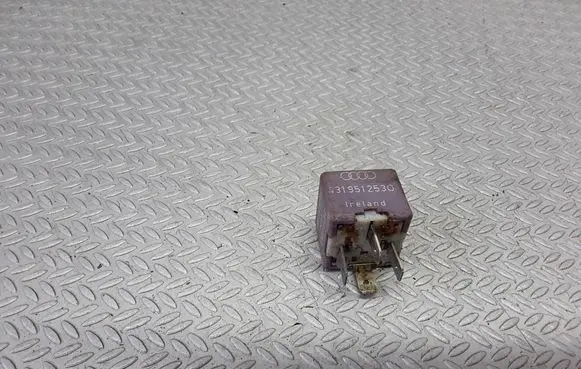 Volkswagen PASSAT B5.5 Other relay 431951253G