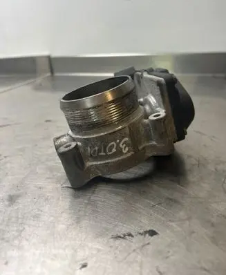 Volkswagen Touareg I Throttle valve A2C53364212