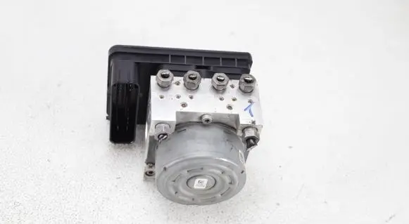 Ford Puma ABS Pump M1BC2C219AB M1BC2B373AB