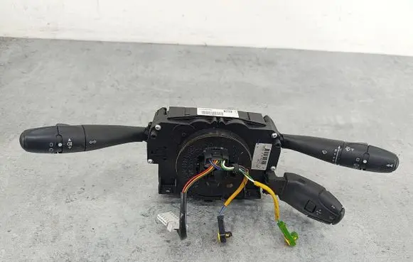 Peugeot 207 Wiper turn signal indicator stalk/switch COM2005VALEO
