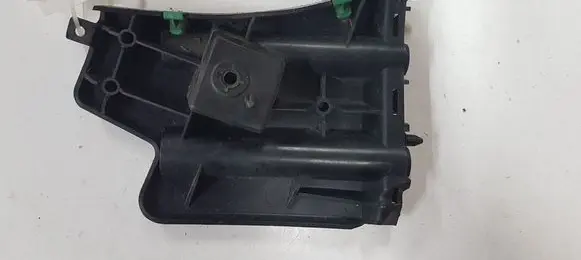 Volvo V60 Front bumper mounting bracket 30796625