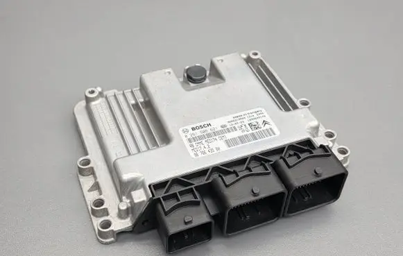 Citroen DS5 Engine control unit/module 0261S06621 9676643580 MED174