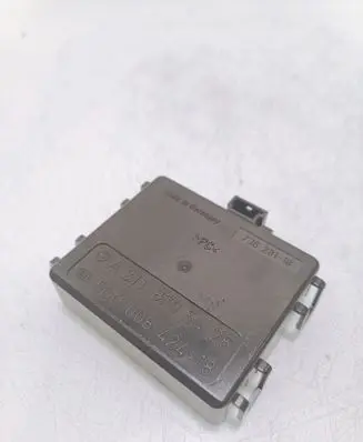 Mercedes-Benz E W211 Rain sensor A2118705426 5DC008424