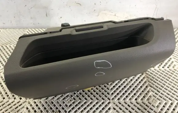 Nissan Note (E11) Glove box set 685209U100