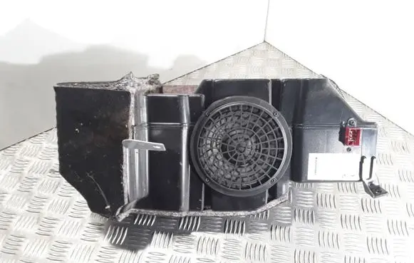 Audi A6 S6 C5 4B Subwoofer speaker 4B9035382 7606500090