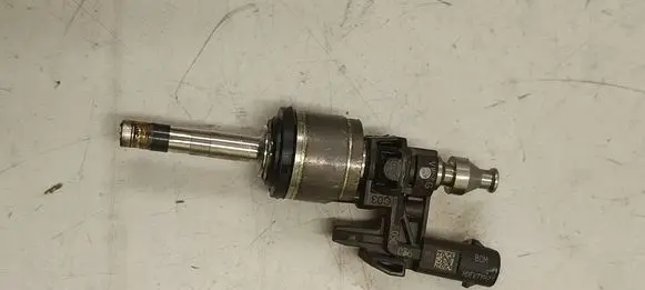 Audi A3 8Y Fuel injector 0261500443