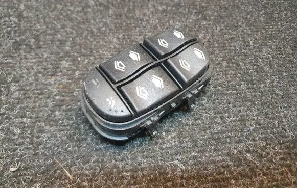 Ford Focus Electric window control switch 98AB14A132DE